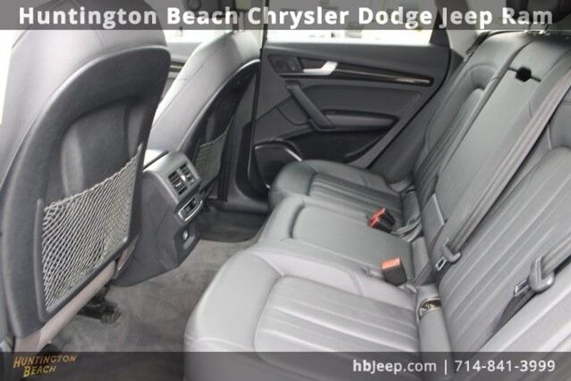 2020 Audi Q5 e 55 PremiumImage 40