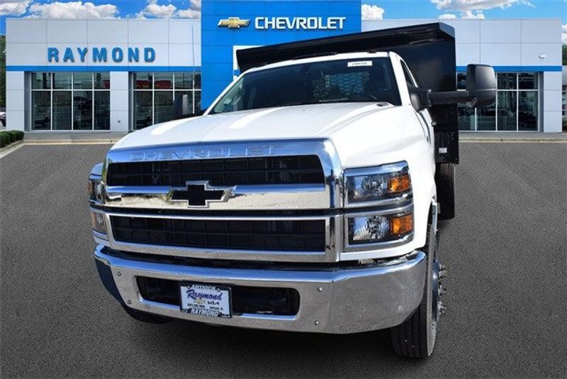 2024 Chevrolet Silverado 5500HD 1WTImage 7