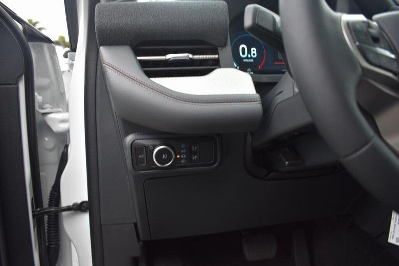 New 2025 Ford Explorer ActiveImage 17