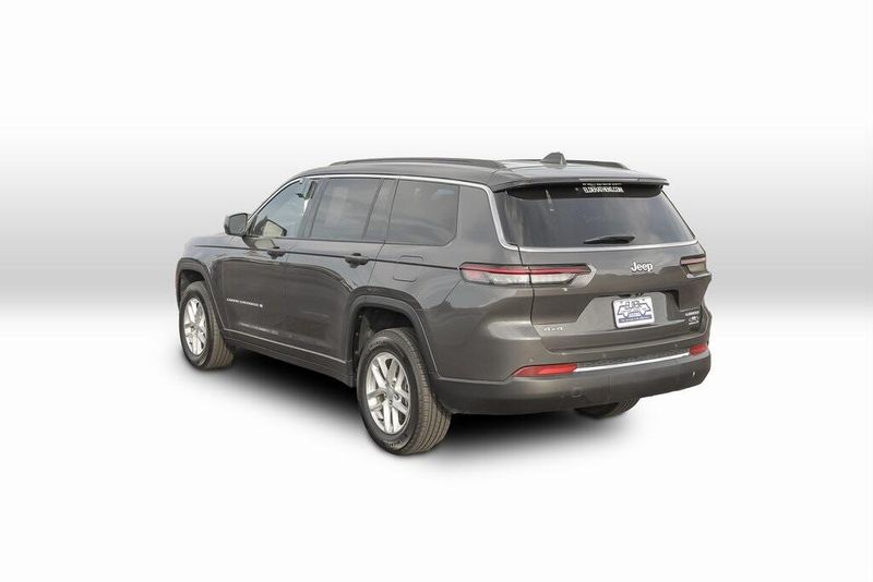 2024 Jeep Grand Cherokee L LaredoImage 3