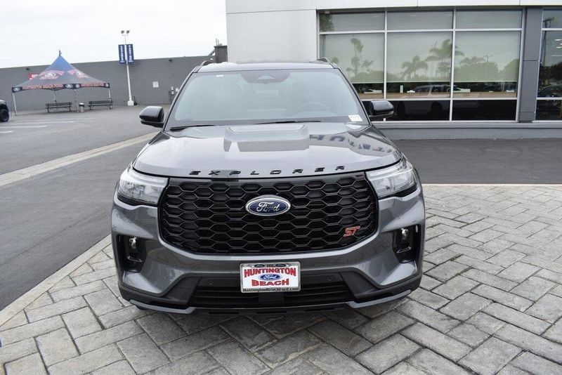 New 2025 Ford Explorer STImage 25