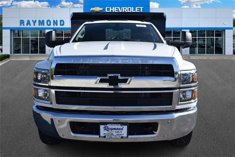 2024 Chevrolet Silverado 5500HD 1WTImage 8