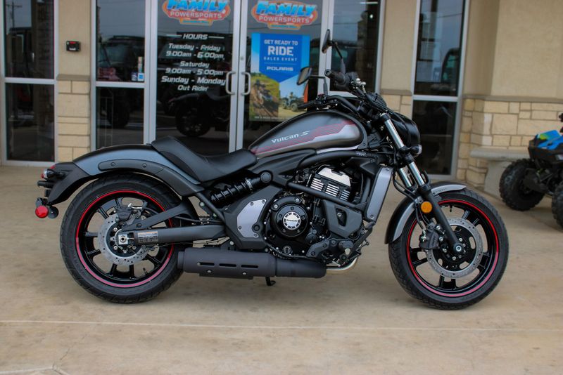 2025 KAWASAKI VULCAN S ABS METALLIC FLAT SPARK BLACK AND METALLIC FLAT RAW GRAYSTONE 