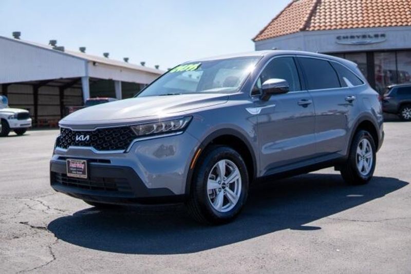 2023 Kia Sorento LXImage 3
