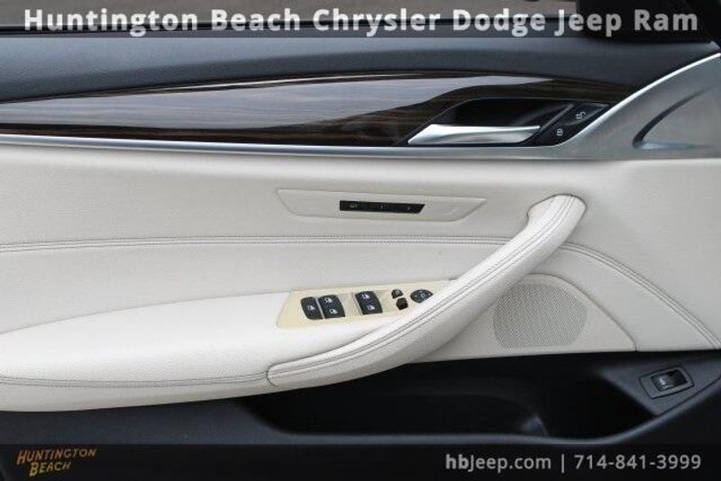 2018 BMW 5 Series 530iImage 10