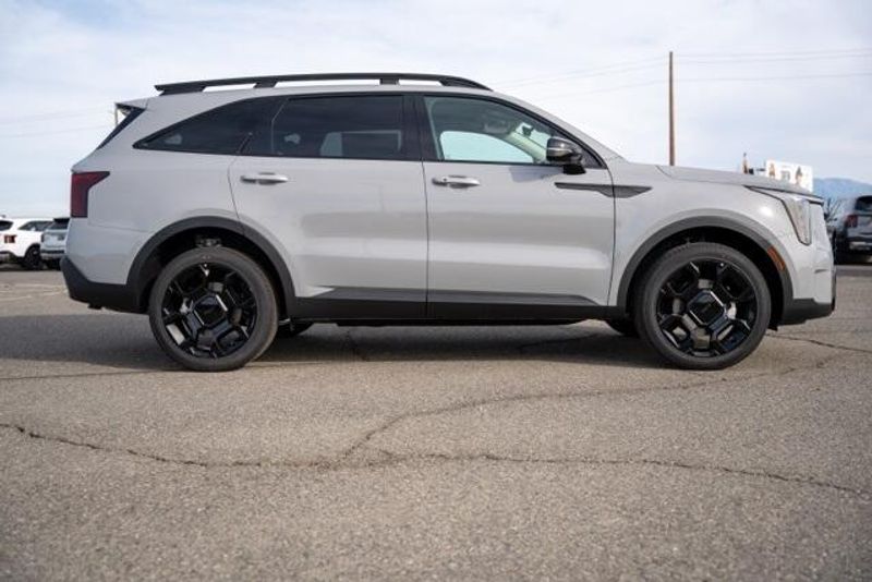 New 2026 Kia Sorento X-Line EXImage 8