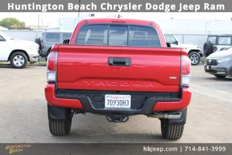 2022 Toyota Tacoma TRD SportImage 4