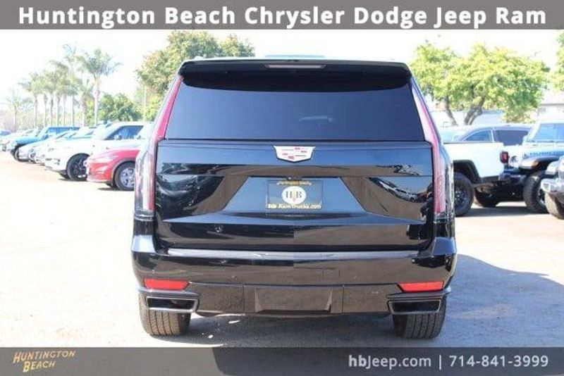 2021 Cadillac Escalade Sport PlatinumImage 4