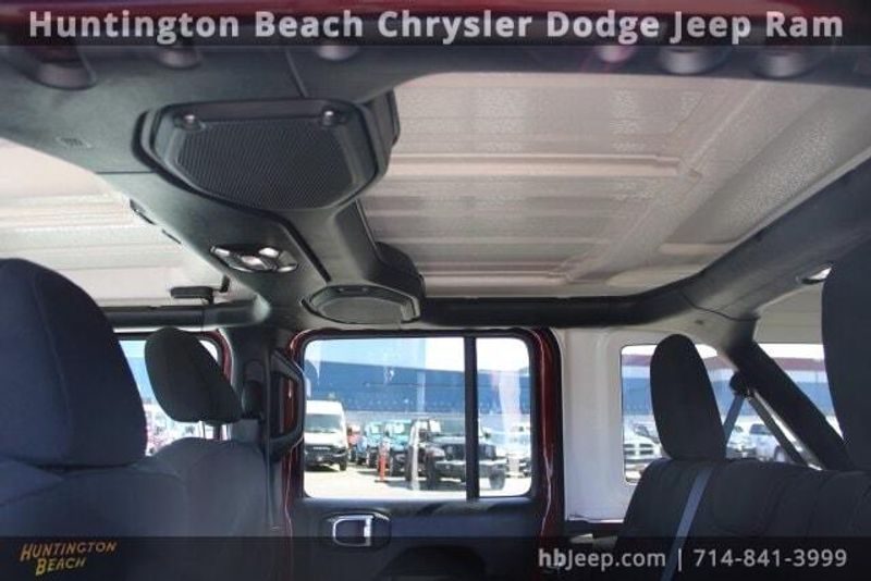 2021 Jeep Wrangler Unlimited IslanderImage 35