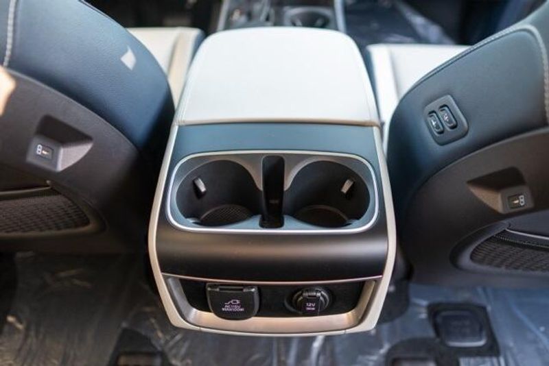 2026 Kia Carnival SXImage 19