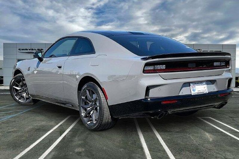 New 2026 Dodge Charger Scat PackImage 2