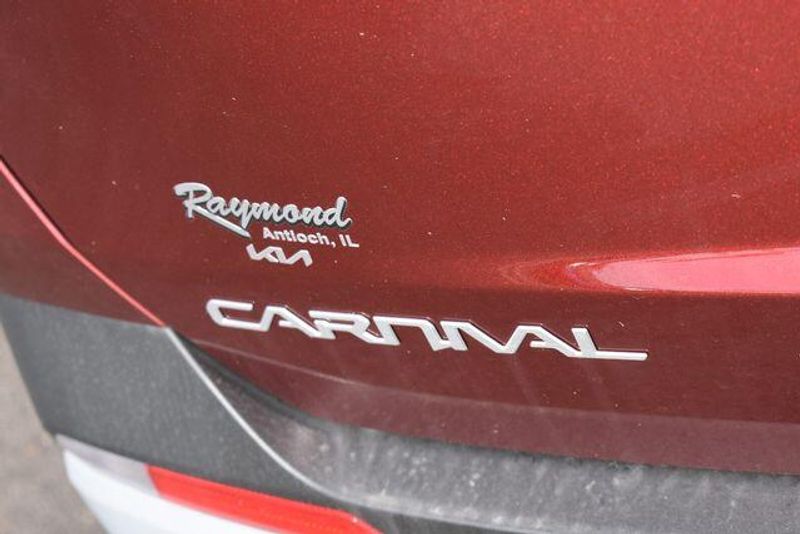 New 2026 Kia Carnival Hybrid EXImage 17