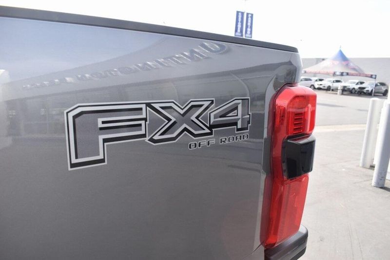New 2024 Ford F-250SD LariatImage 9