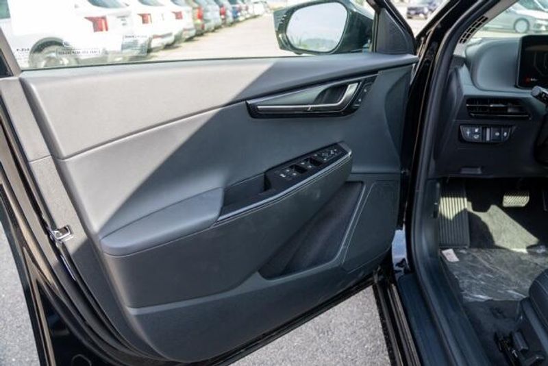 New 2025 Kia EV6 WindImage 12