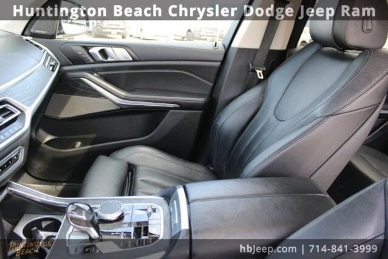 2020 BMW X7 xDrive40iImage 35