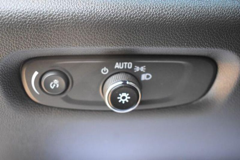 Used 2023 Chevrolet Traverse LT LeatherImage 26