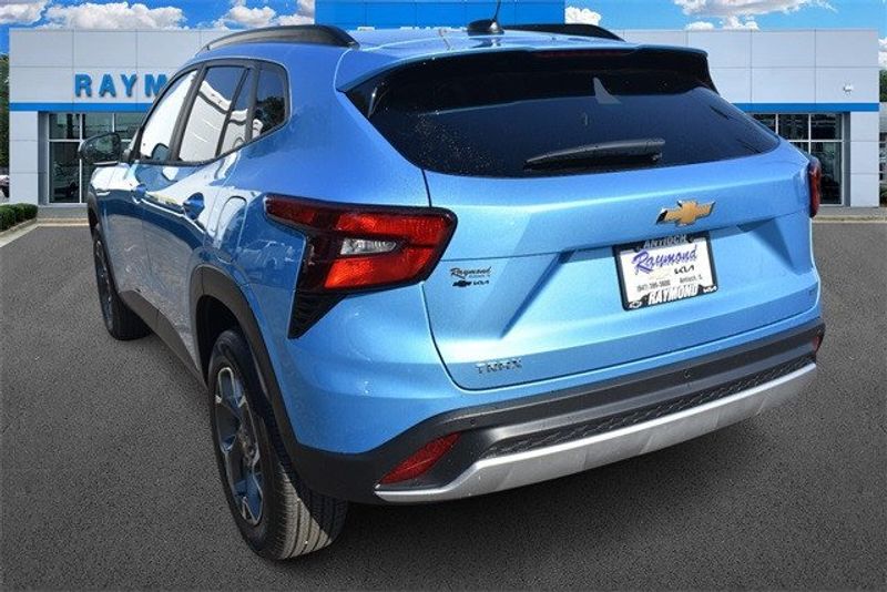 2025 Chevrolet Trax LTImage 5