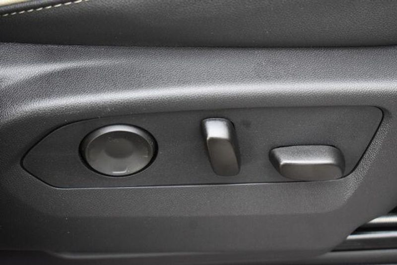 New 2026 Chevrolet Tahoe PremierImage 14