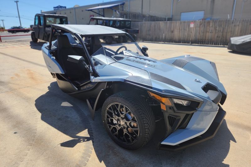 2024 POLARIS SLINGSHOT SL MANUAL OCEAN GRAY 