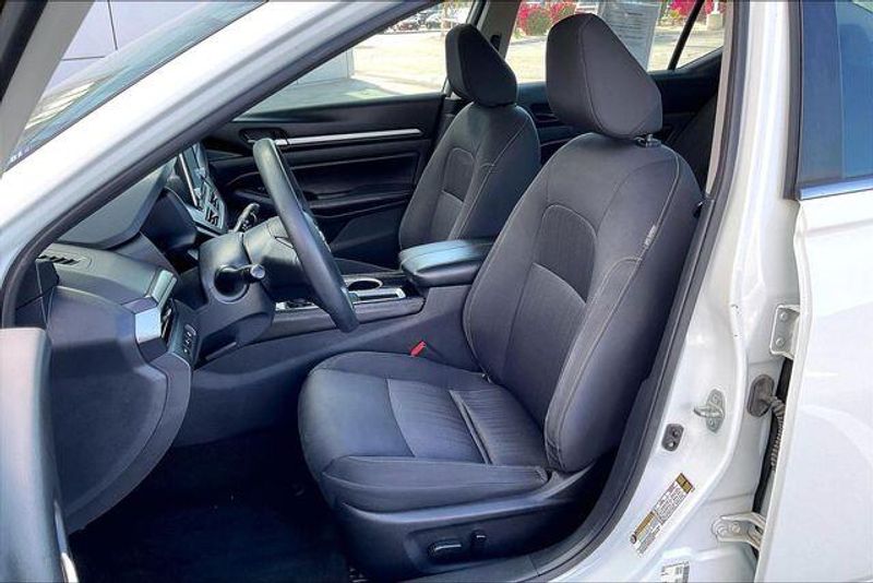 Used 2023 Nissan Altima 2.5 SVImage 24