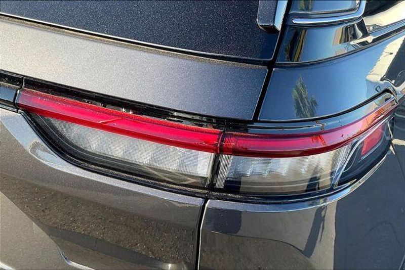 New 2025 Jeep Grand Cherokee Laredo X 4x4Image 12