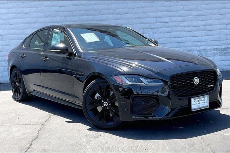 Used 2024 Jaguar XF R-Dynamic SEImage 12