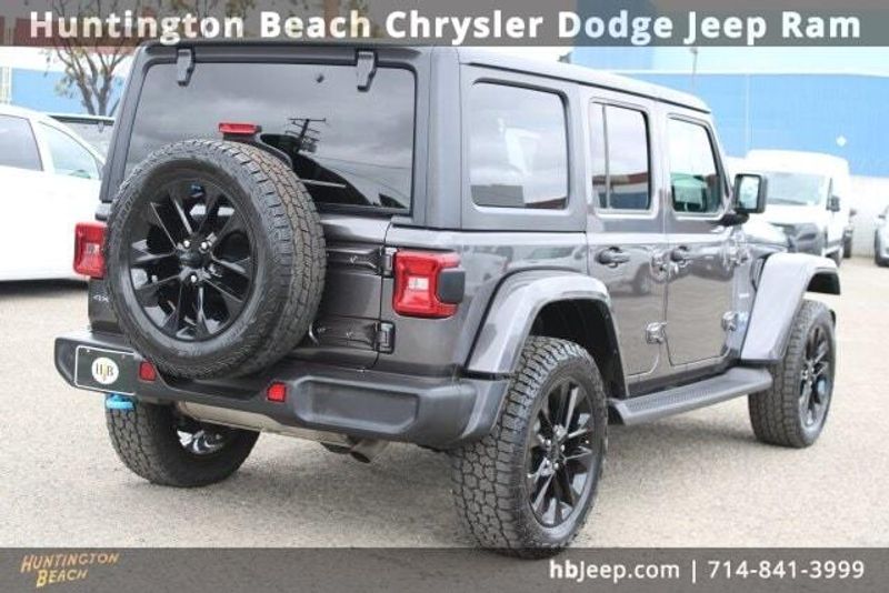 2022 Jeep Wrangler Unlimited Sahara 4xeImage 5