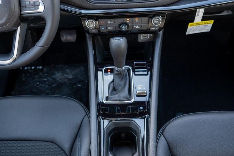 New 2026 Jeep Compass LatitudeImage 19