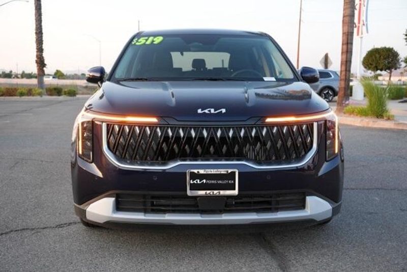 New 2026 Kia Carnival Hybrid LXSImage 2