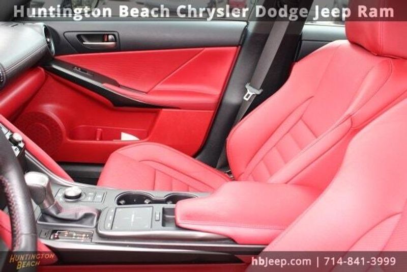 2023 Lexus IS 350 F SportImage 31