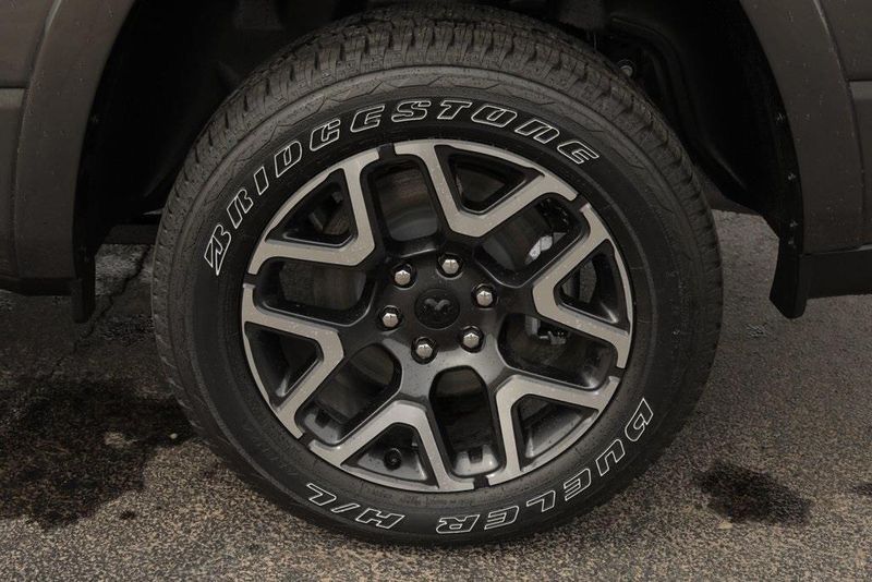 2025 RAM 1500 Laramie Crew Cab 4x4 5