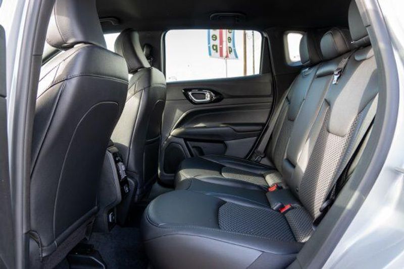 New 2026 Jeep Compass LatitudeImage 14