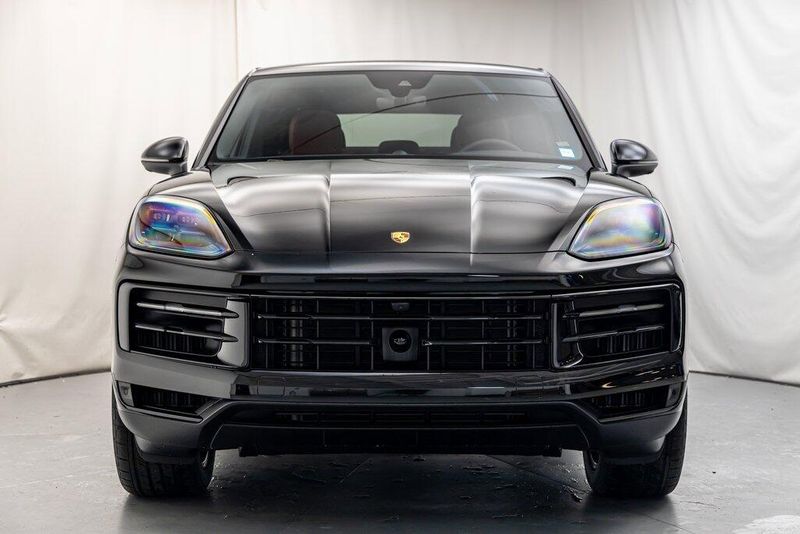 2024 Porsche Cayenne BaseImage 7