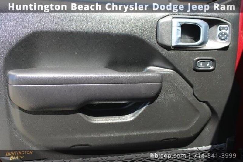 2021 Jeep Wrangler Unlimited IslanderImage 10