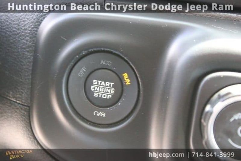 2021 Jeep Wrangler Unlimited WillysImage 21