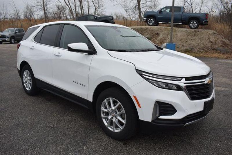 Used 2023 Chevrolet Equinox LTImage 10