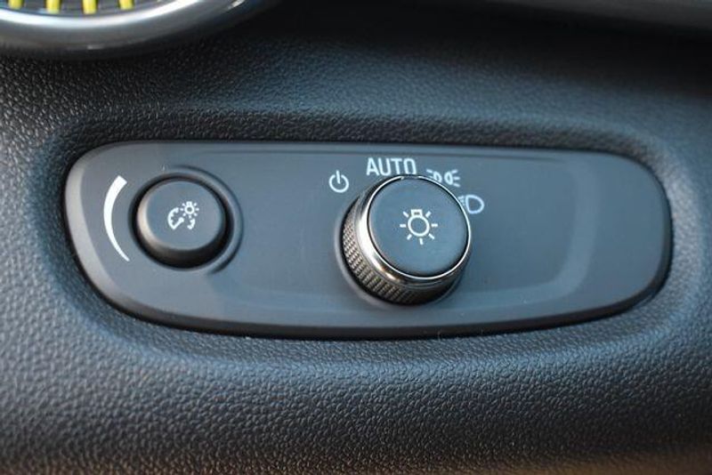 New 2026 Chevrolet Trax LTImage 22