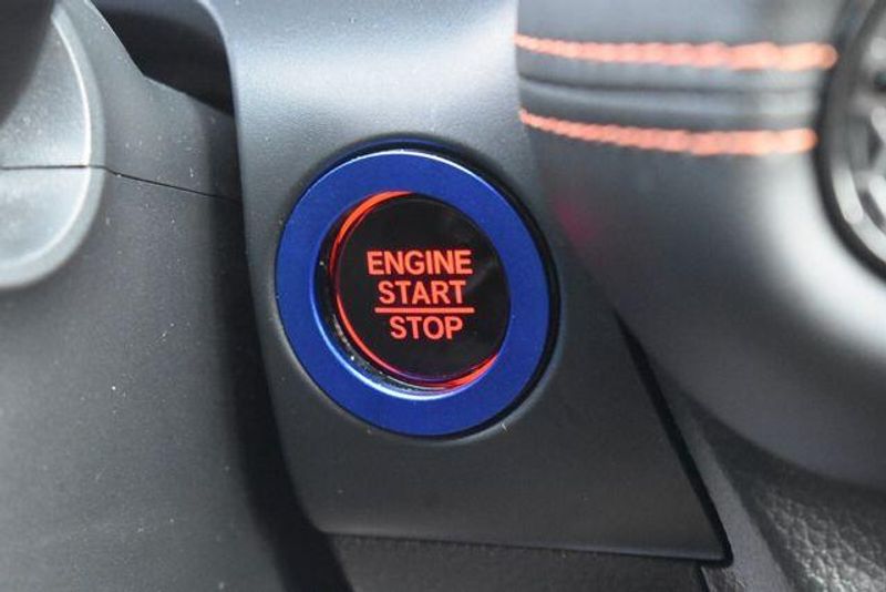 Used 2025 Honda HR-V SportImage 25