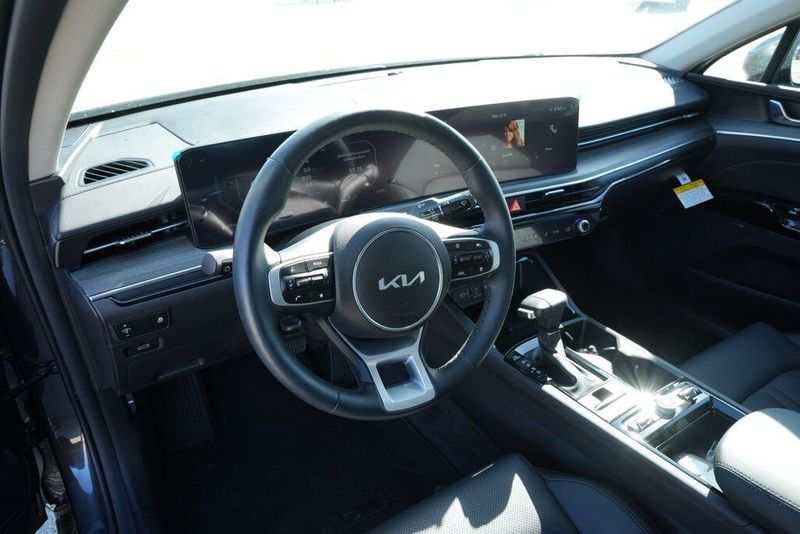 Used 2025 Kia K5 EXImage 10