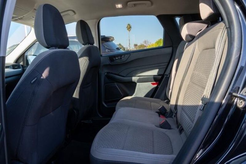 Used 2022 Ford Escape SEImage 14