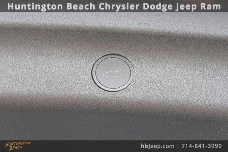2023 Tesla Model Y Long RangeImage 39