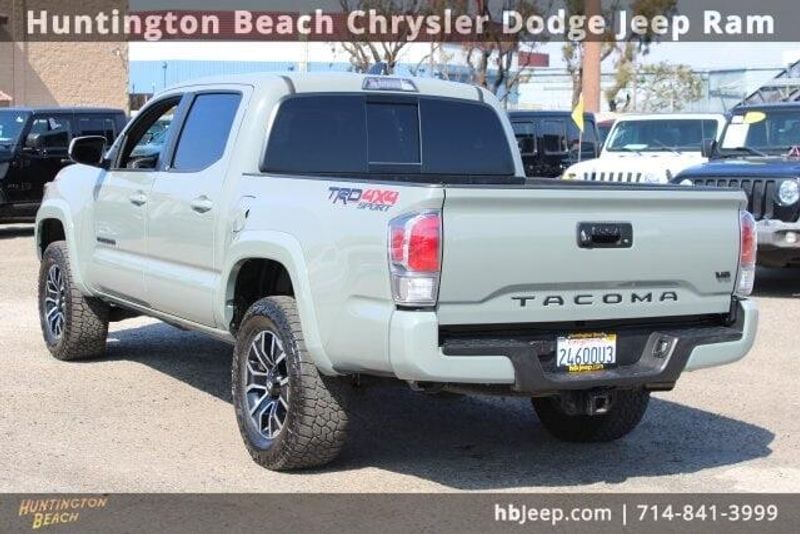 2023 Toyota Tacoma TRD SportImage 3