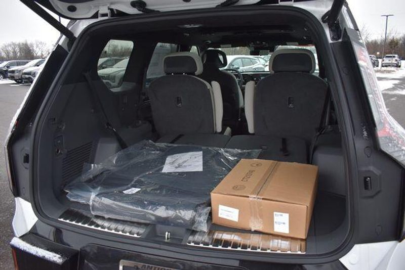 New 2026 Kia EV9 GT-LineImage 20