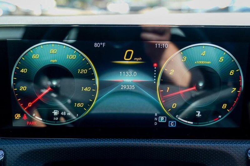 2022 Mercedes Benz CLA 250 photo 40
