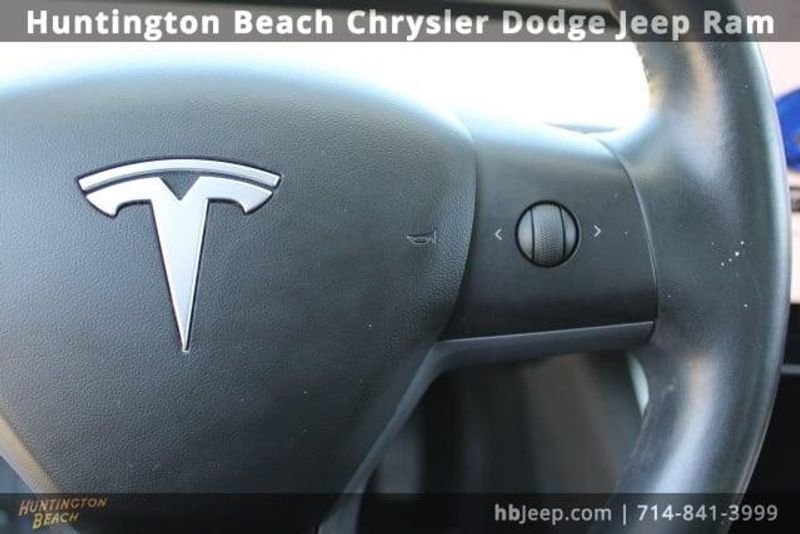 2019 Tesla Model 3 Standard Range PlusImage 15