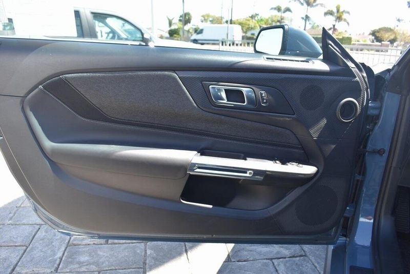New 2025 Ford Mustang EcoBoostImage 10