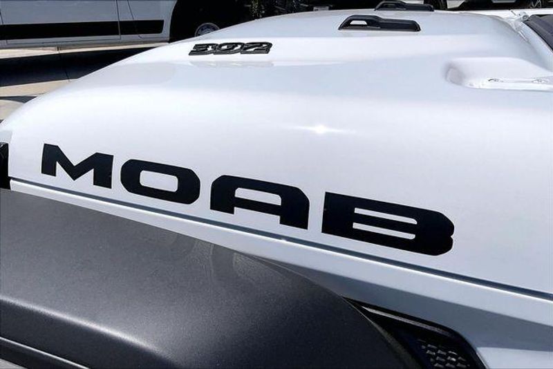 New 2026 Jeep Wrangler 4-door Moab 392Image 13