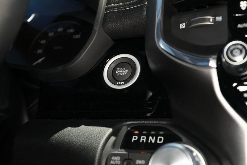 2025 RAM 1500 Laramie Crew Cab 4x4 5