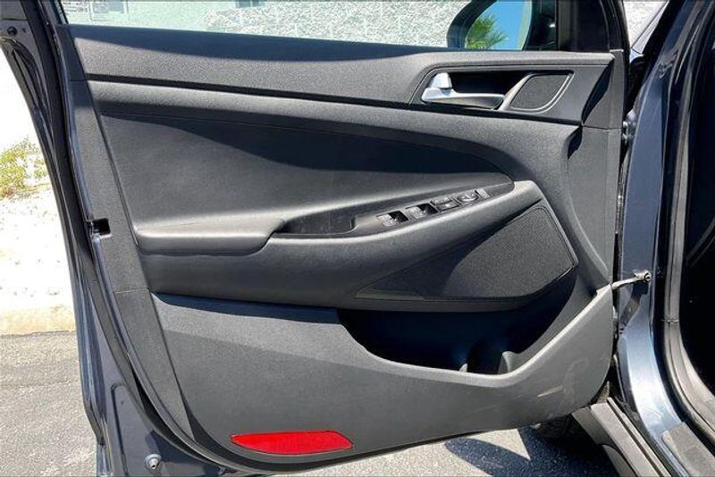 Used 2021 Hyundai Tucson SEImage 22