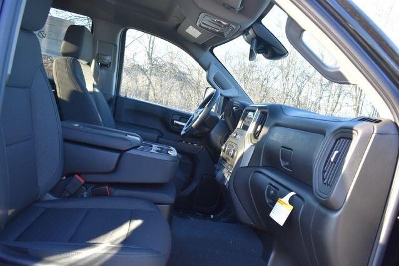 New 2026 Chevrolet Silverado 2500HD CustomImage 16